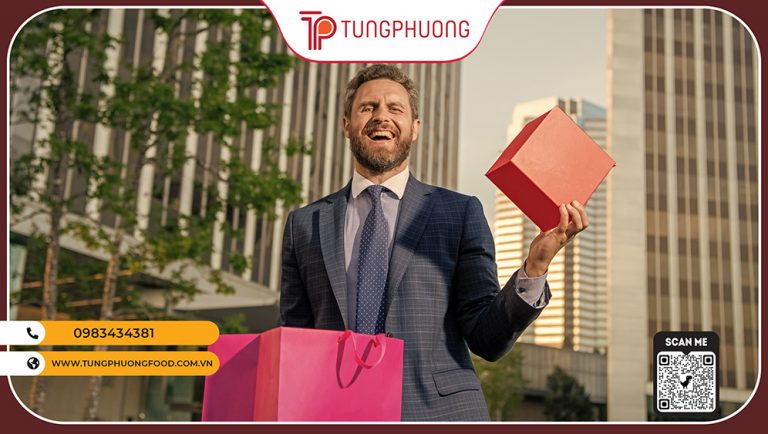 Gợi ý 9 món quà tặng sếp nam thiết thực, dễ lựa chọn