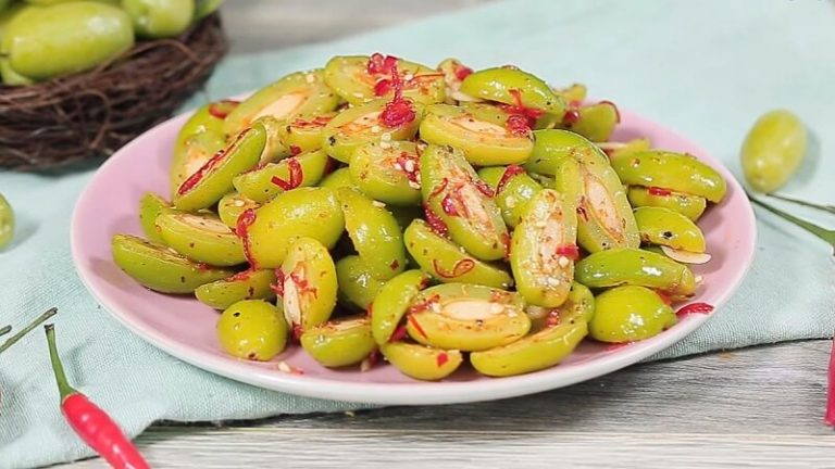 Hướng dẫn 2 cách làm nhót dầm bò khô ngon lành tại nhà